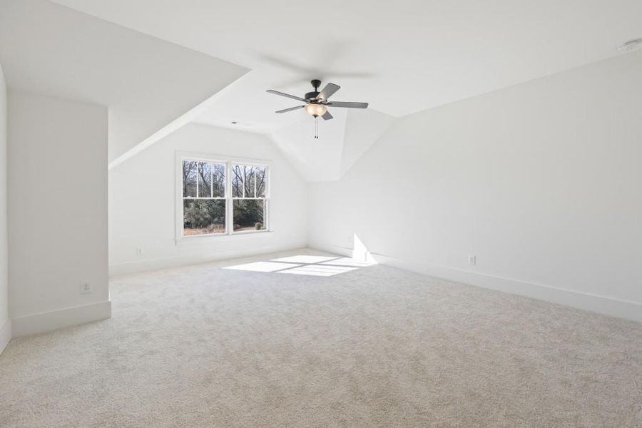 Spacious, unfurnished interior of a new home in , Madison (Image 33).