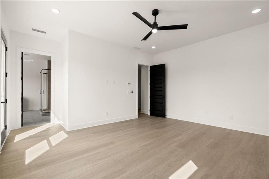 Spacious, unfurnished interior of a new home in The Gathering – Alpharetta, Alpharetta (Image 24).