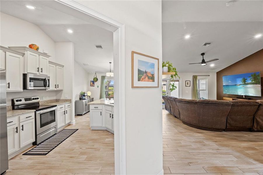 Furnished interior view inside a new home in , Punta Gorda (Image 4). Furnished interior view inside a new home in , Punta Gorda (Image 4).