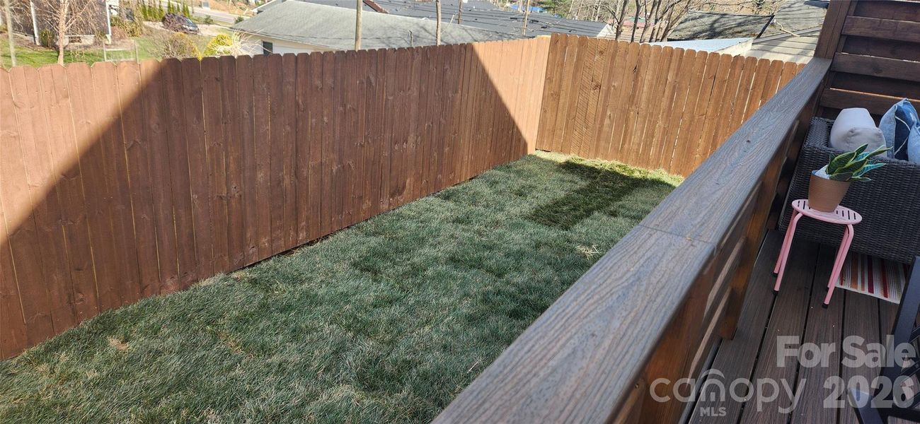 Privacy fencing