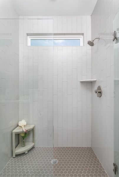 Similarly Built Oxford:Large primary bath