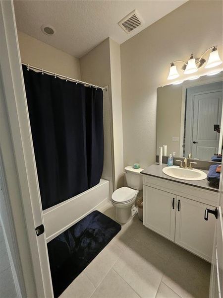 Furnished interior view inside a new home in , San Antonio (Image 4).