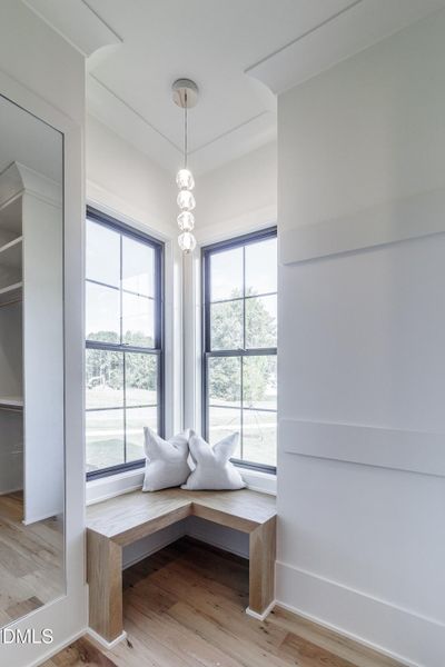 200_MEADOW_WALK_DR_INTERIOR_46 200_MEADOW_WALK_DR_INTERIOR_46