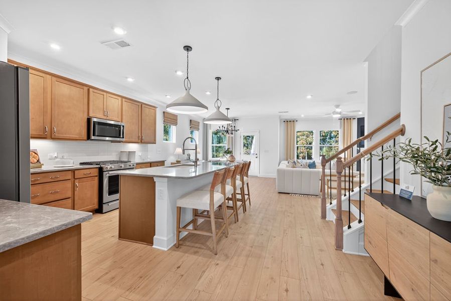 Representative furnished interior of a home built from the Hampton by Pulte Homes in Watermist at Mirror Lake, Villa Rica (Image 36).