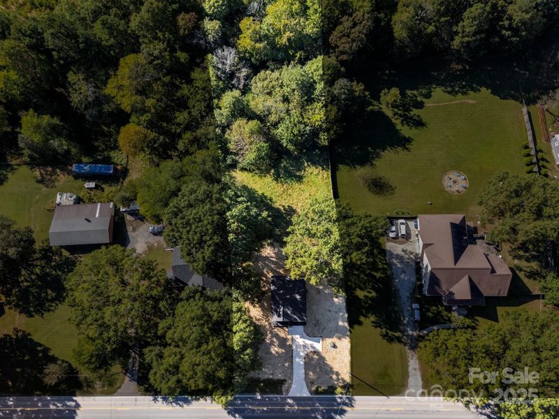 Image 25 of a home in .