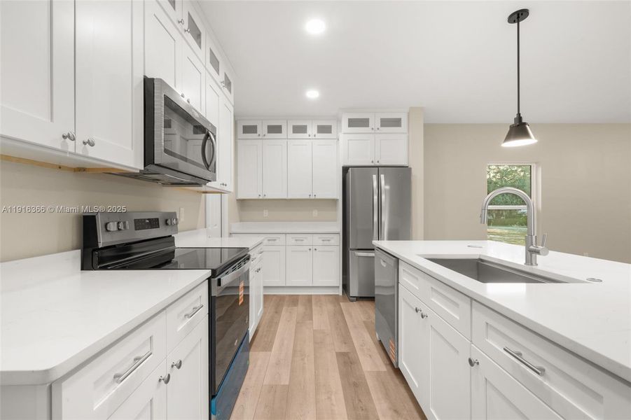 Furnished interior view inside a new home in , Sebring (Image 10).