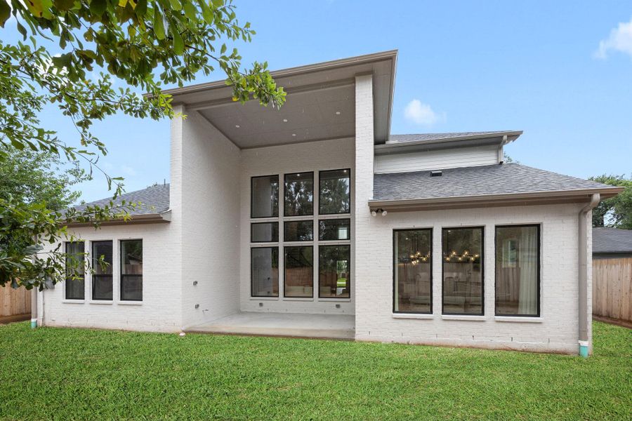 Exterior details and patio area of a home in , Houston (Image 27). Exterior details and patio area of a home in , Houston (Image 27).