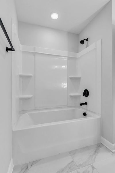 Image 29 of a home in Oxford Station.