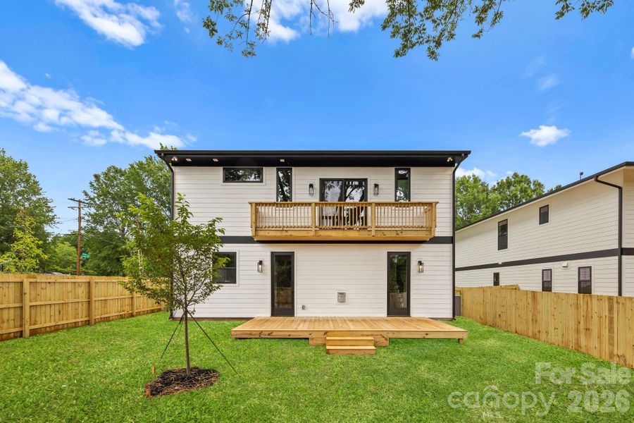 Exterior details and patio area of a home in , Charlotte (Image 28).