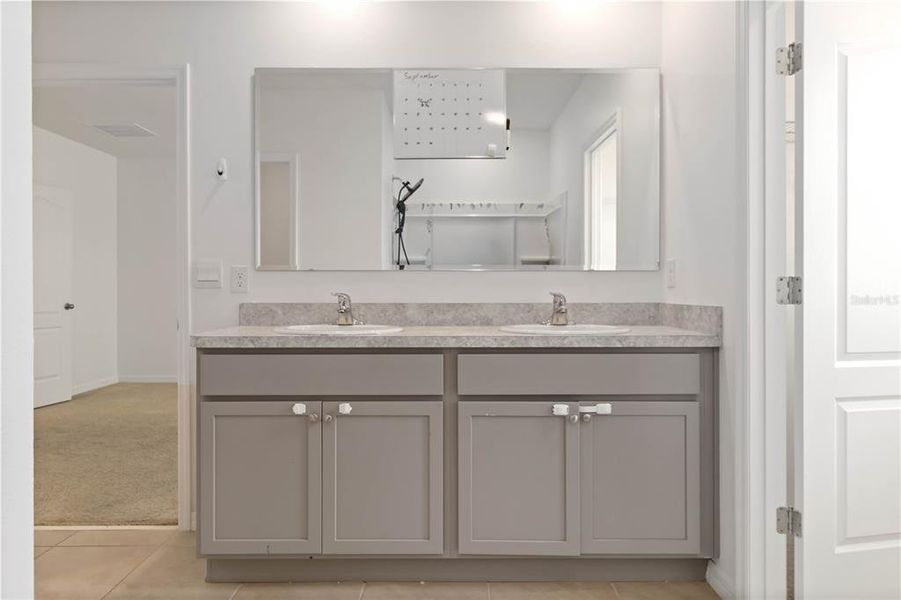 Furnished interior view inside a new home in , New Smyrna Beach (Image 12).