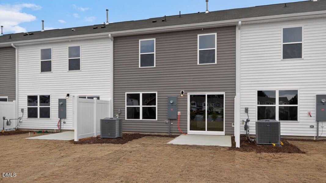 honeycutt-oaks-lot-203-005