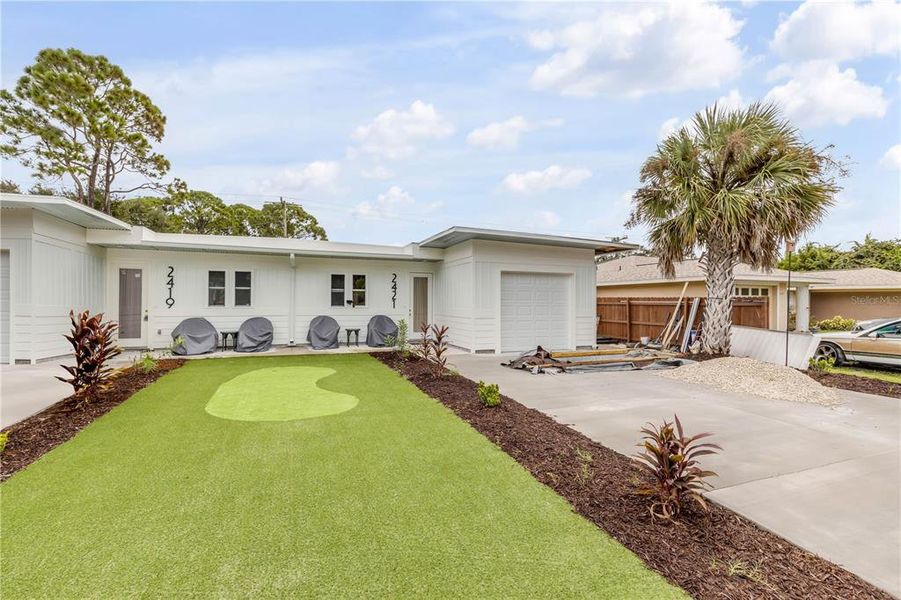 Exterior details and patio area of a home in , Edgewater (Image 22).
