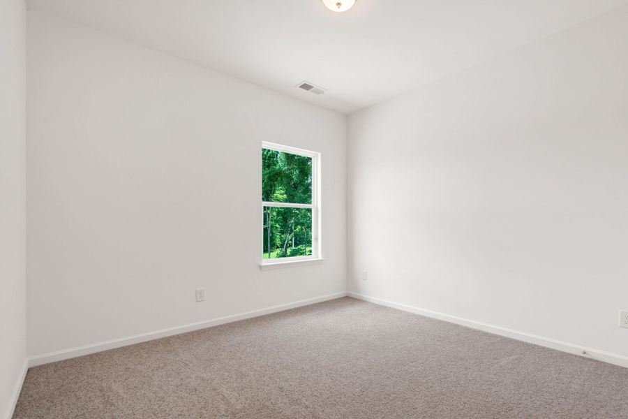 Spacious, unfurnished interior of a new home in Jackson Hills, Clarksville (Image 33).