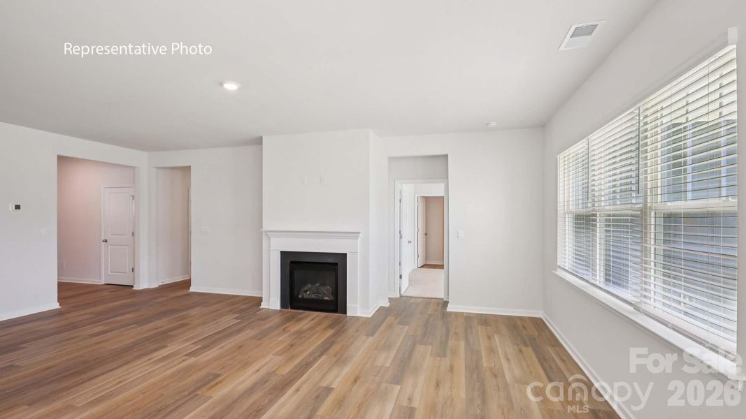 Spacious, unfurnished interior of a new home in Wallace Springs, Statesville (Image 13).