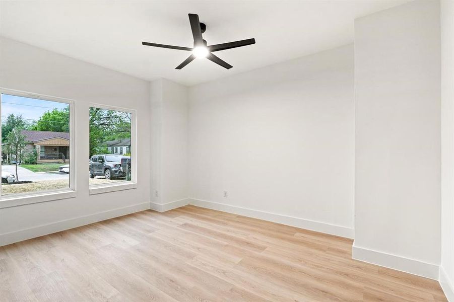 Spacious, unfurnished interior of a new home in , Dallas (Image 18).
