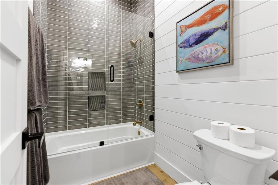 Furnished interior view inside a new home in , Blue Ridge (Image 33).