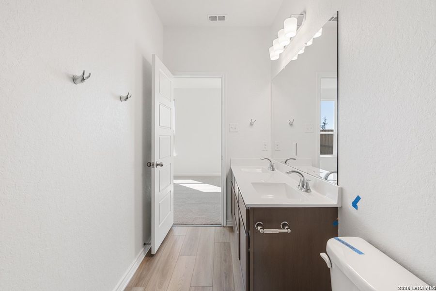 Furnished interior view inside a new home in Punta Verde, Converse (Image 11).