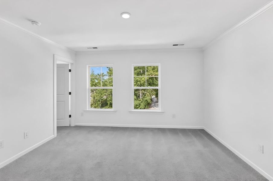 Spacious, unfurnished interior of a new home in Silverstone, Knightdale (Image 21).