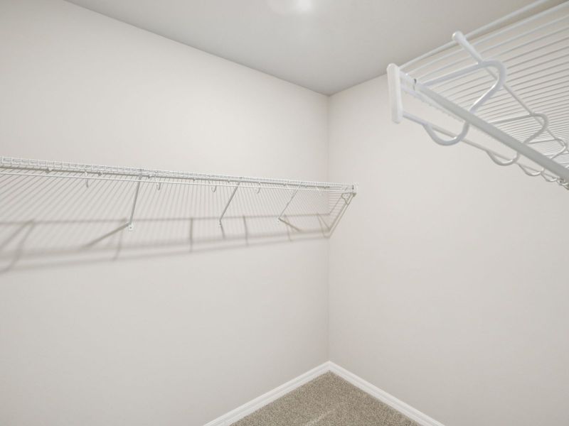 Spacious, unfurnished interior of a new home in Crescent Lakes - Premier Series, Punta Gorda (Image 12).