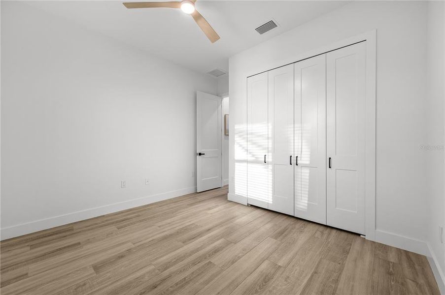 Spacious, unfurnished interior of a new home in , Port Charlotte (Image 27).