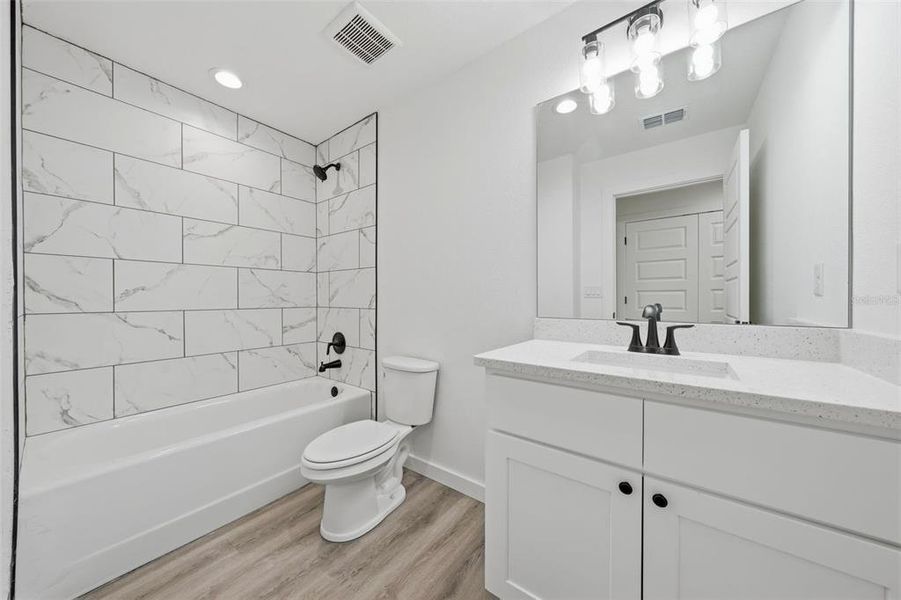Furnished interior view inside a new home in , Dunnellon (Image 9).