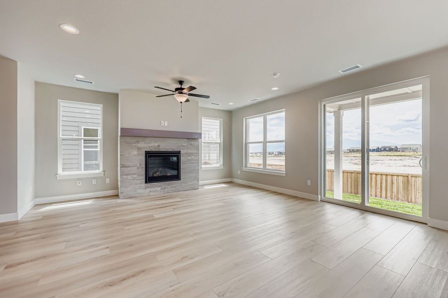 Spacious, unfurnished interior of a new home in Sterling Ranch 40s, Colorado Springs (Image 14). Spacious, unfurnished interior of a new home in Sterling Ranch 40s, Colorado Springs (Image 14).