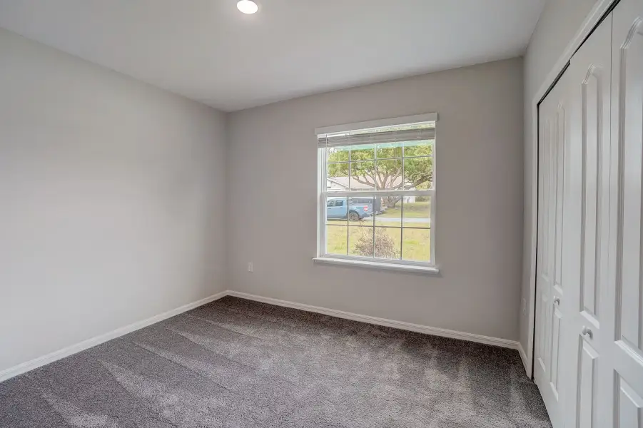 Representative unfurnished interior of a home built from the Oak by Maronda Homes in Highland Park, Newberry (Image 15). Representative unfurnished interior of a home built from the Oak by Maronda Homes in Highland Park, Newberry (Image 15).