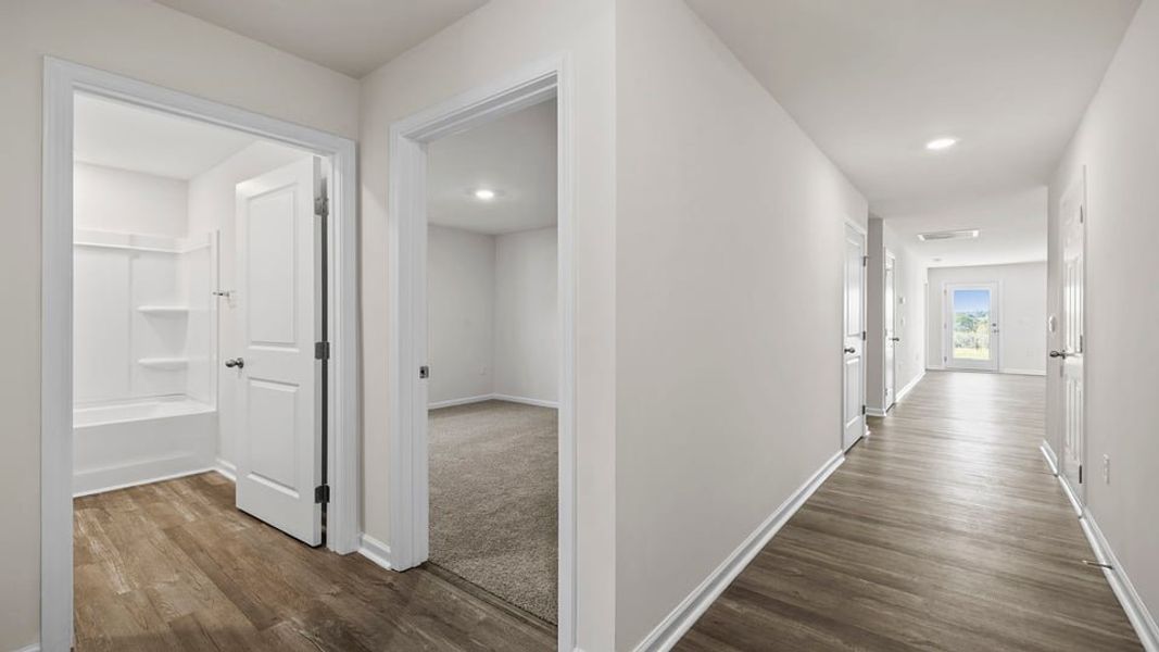 Spacious, unfurnished interior of a new home in Harper Ridge, Roebuck (Image 12). Spacious, unfurnished interior of a new home in Harper Ridge, Roebuck (Image 12).