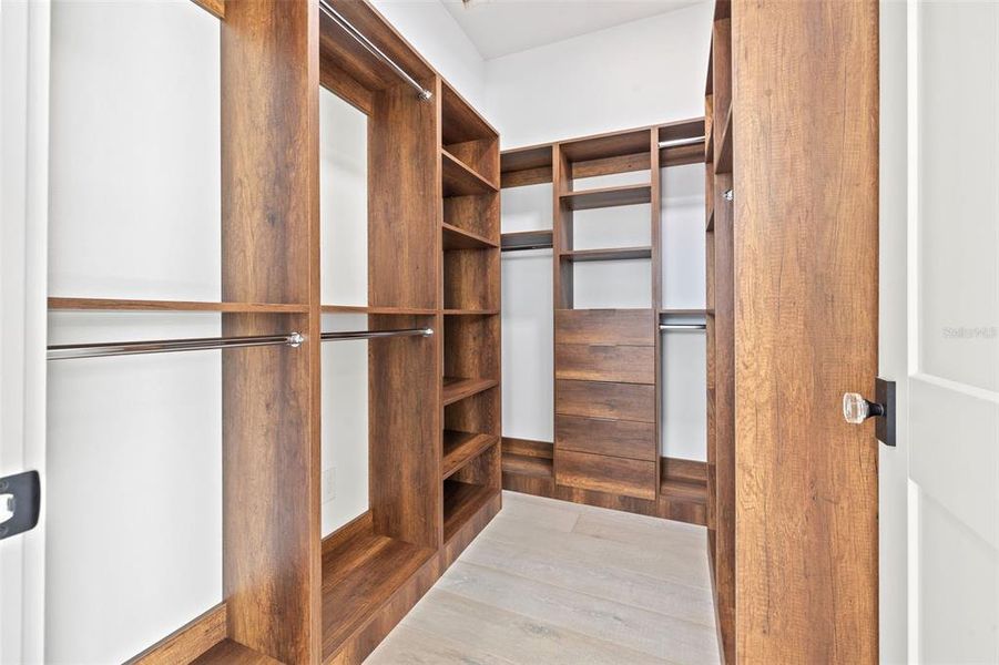 Image 60 of a home in .