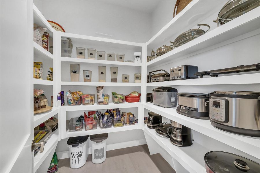 Close-up of interior finishes inside a home in Lakeview, Waller (Image 20).