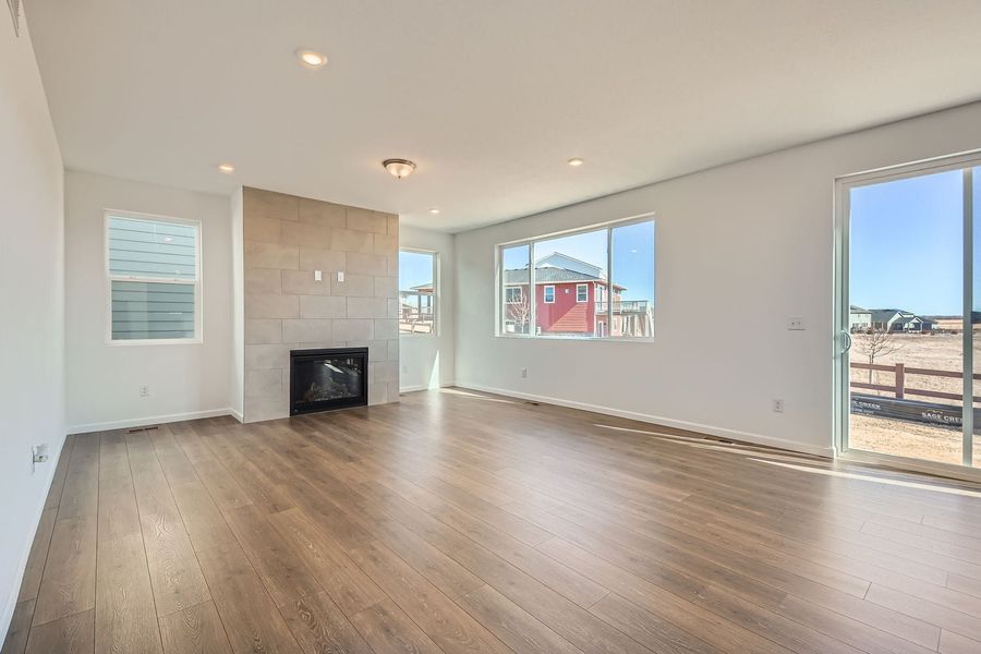 3br New Home in Elizabeth, CO.  - Slide 4