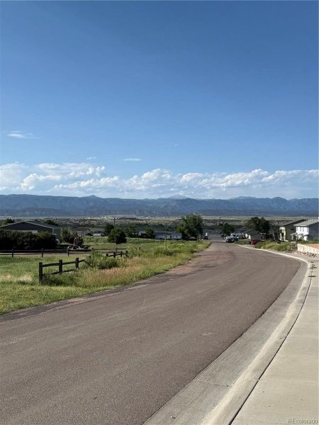 Image 29 of a home in .