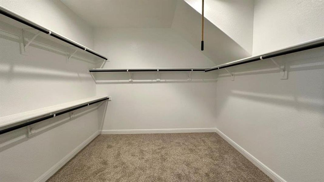 Spacious, unfurnished interior of a new home in Rock Creek Ranch, Fort Worth (Image 12). Spacious, unfurnished interior of a new home in Rock Creek Ranch, Fort Worth (Image 12).