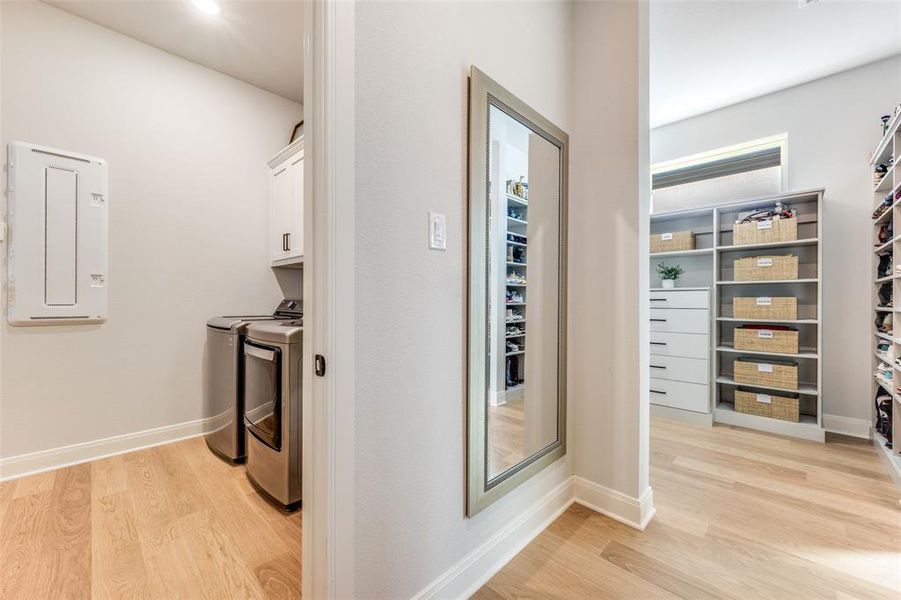 Furnished interior view inside a new home in Pecan Square - Estates, Northlake (Image 27).