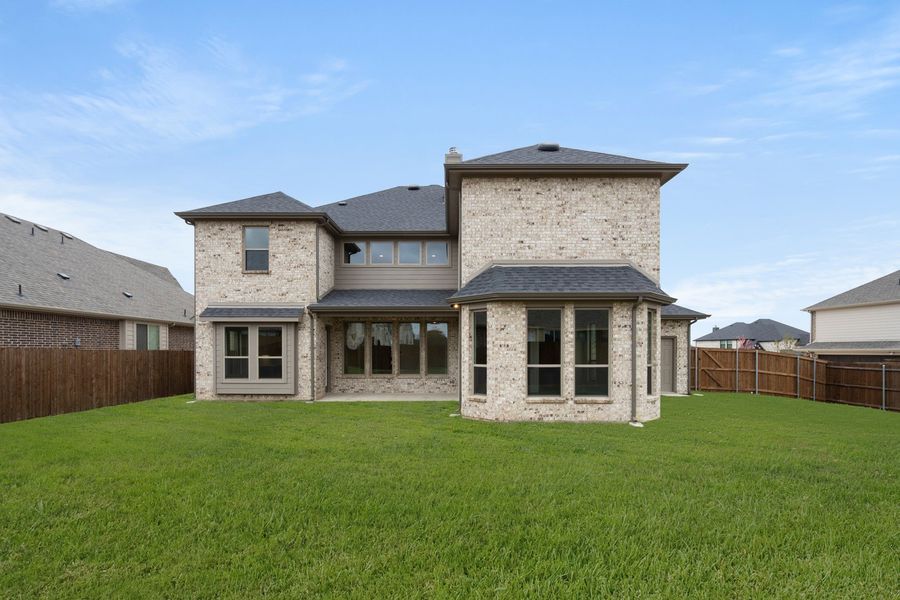 Exterior details and patio area of a home in Hayes Crossing, Midlothian (Image 4). Exterior details and patio area of a home in Hayes Crossing, Midlothian (Image 4).