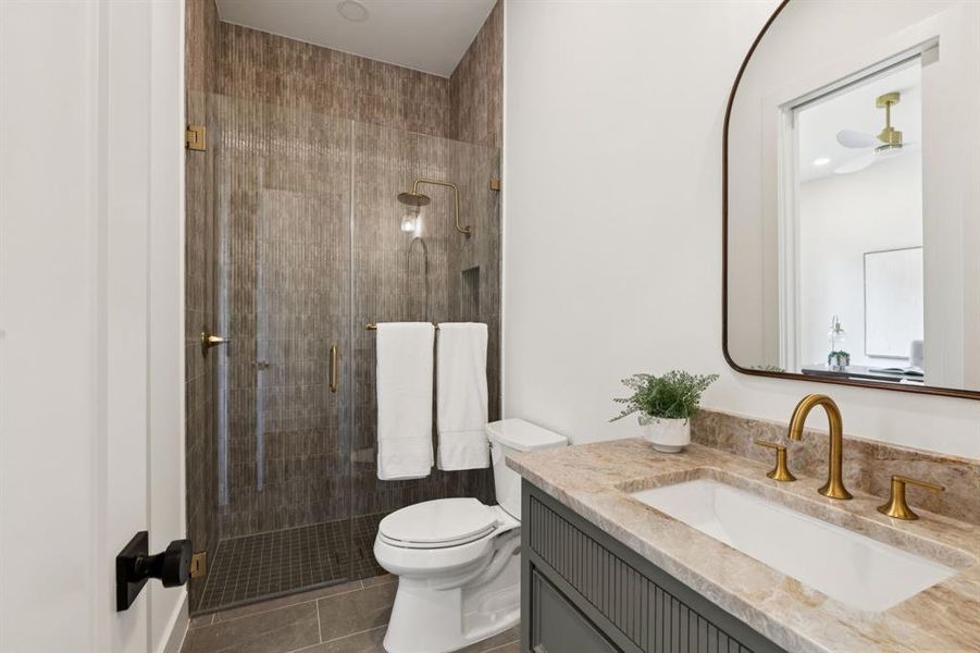 Furnished interior view inside a new home in , Dallas (Image 10).