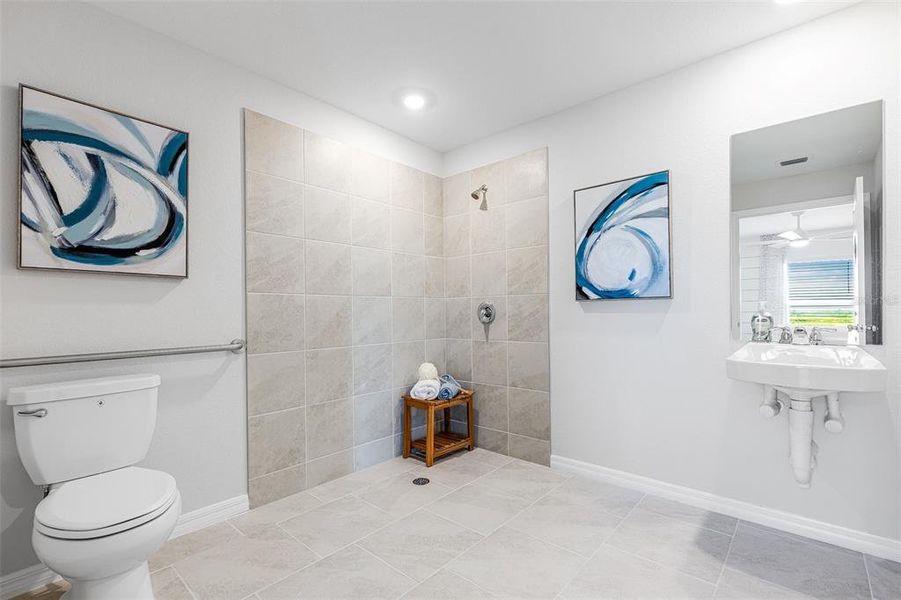 Furnished interior view inside a new home in Lennar at Turnleaf, Punta Gorda (Image 7).