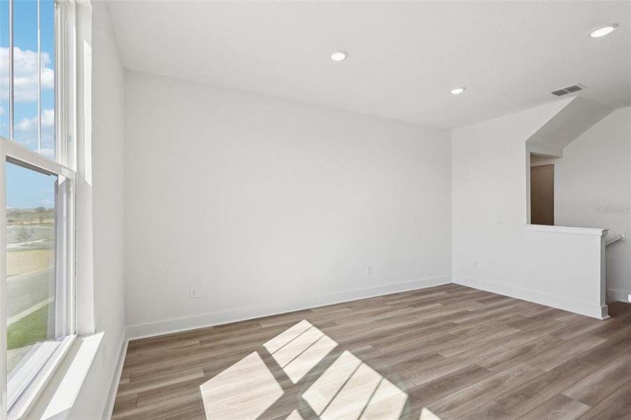 Spacious, unfurnished interior of a new home in Parkview at Hamlin, Winter Garden (Image 22). Spacious, unfurnished interior of a new home in Parkview at Hamlin, Winter Garden (Image 22).