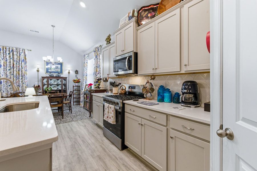 Furnished interior view inside a new home in , Murrells Inlet (Image 14).
