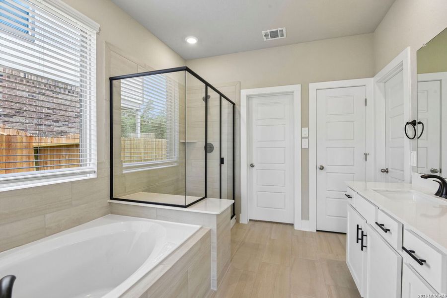 Furnished interior view inside a new home in Fox Falls, Boerne (Image 6). Furnished interior view inside a new home in Fox Falls, Boerne (Image 6).