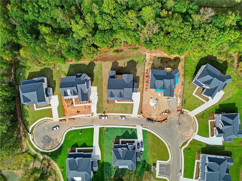 Image 85 of a home in .