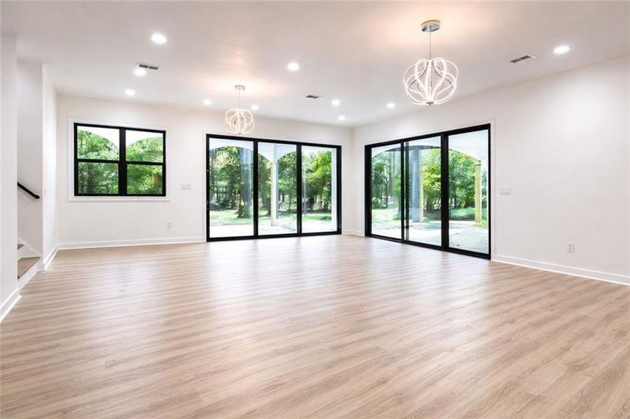 Spacious, unfurnished interior of a new home in , Mableton (Image 25).