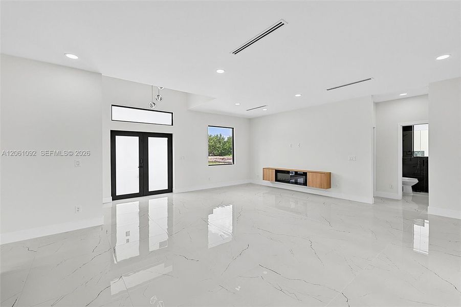 Spacious, unfurnished interior of a new home in , Lehigh Acres (Image 29). Spacious, unfurnished interior of a new home in , Lehigh Acres (Image 29).