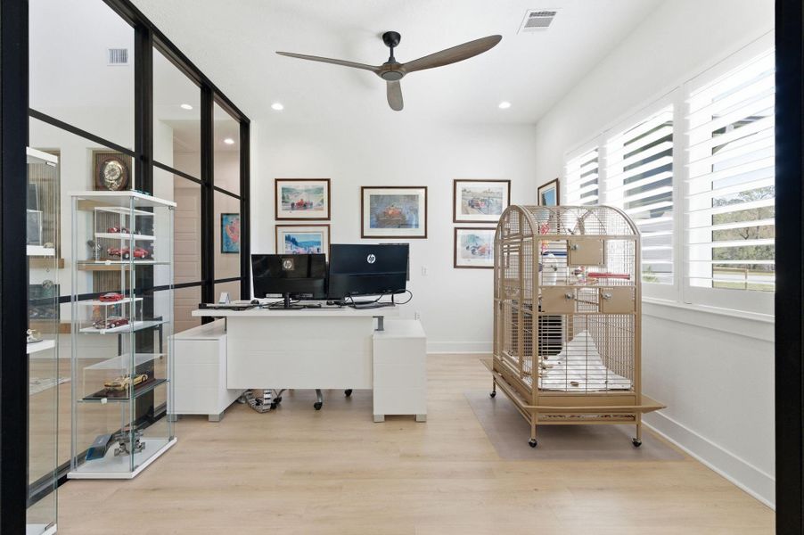 Furnished interior view inside a new home in , Magnolia (Image 17).