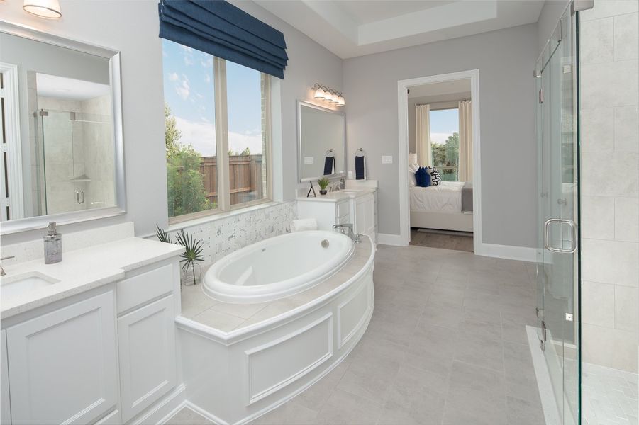 Plan 815 Primary Bath Representative Image