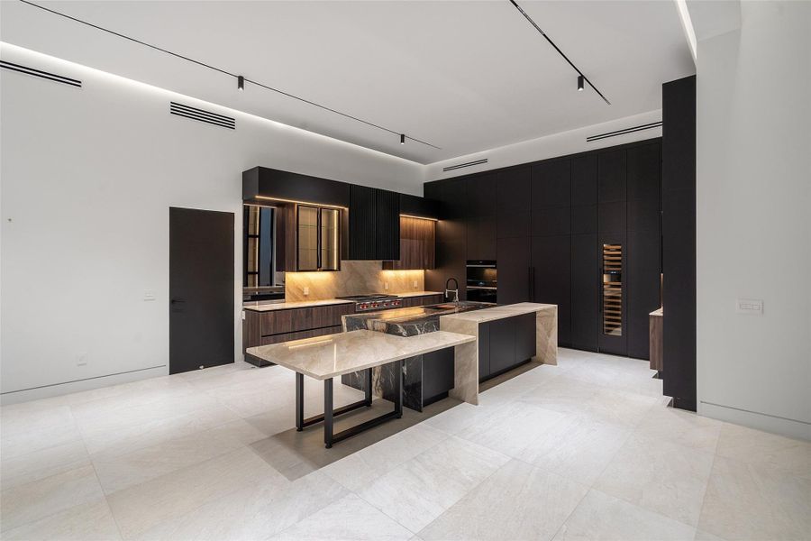 Furnished interior view inside a new home in , Parkland (Image 46).