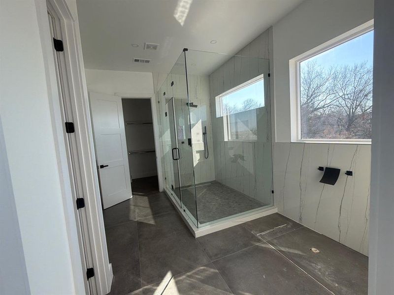 In-progress construction of a new home in , Dallas, TX (Image 22).