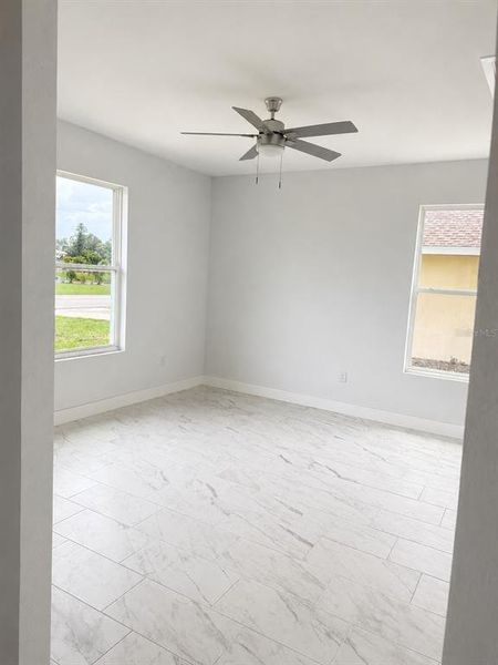 Spacious, unfurnished interior of a new home in , Englewood (Image 12).