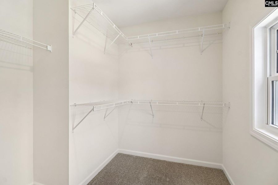 Spacious, unfurnished interior of a new home in Walker’s Trail, Lexington (Image 22).