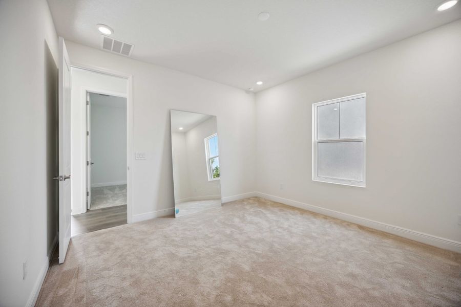 4br New Home in Sarasota, FL.  - Slide 12